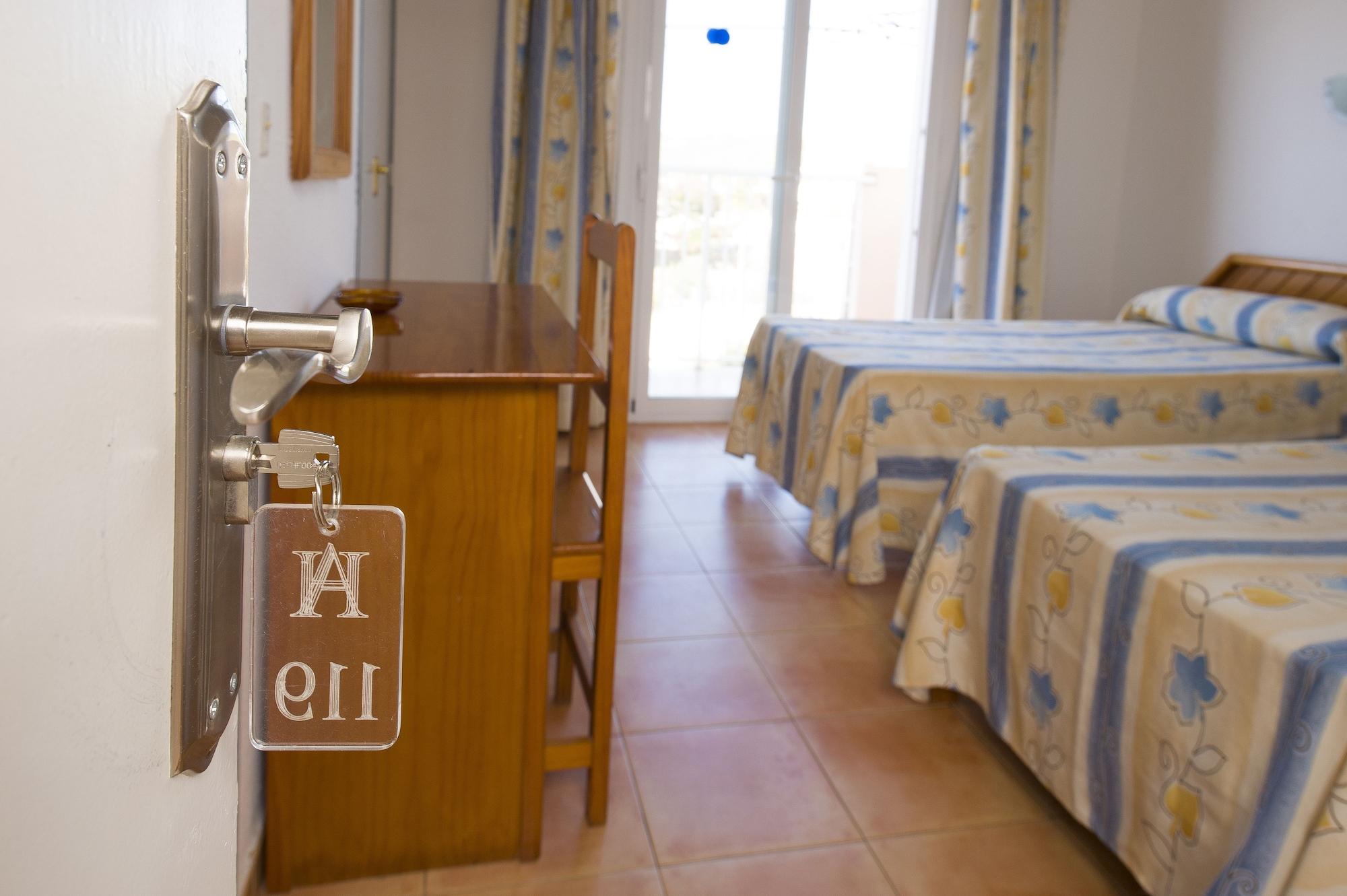 Hostal Anibal - Ab Group San Antonio  Eksteriør bilde